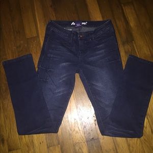 Guohuang- Dark distressed jeans 🔥🔥